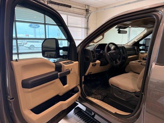 Used 2020 Ford F250 XLT w/ XLT Value Package AWD/4WD image 12