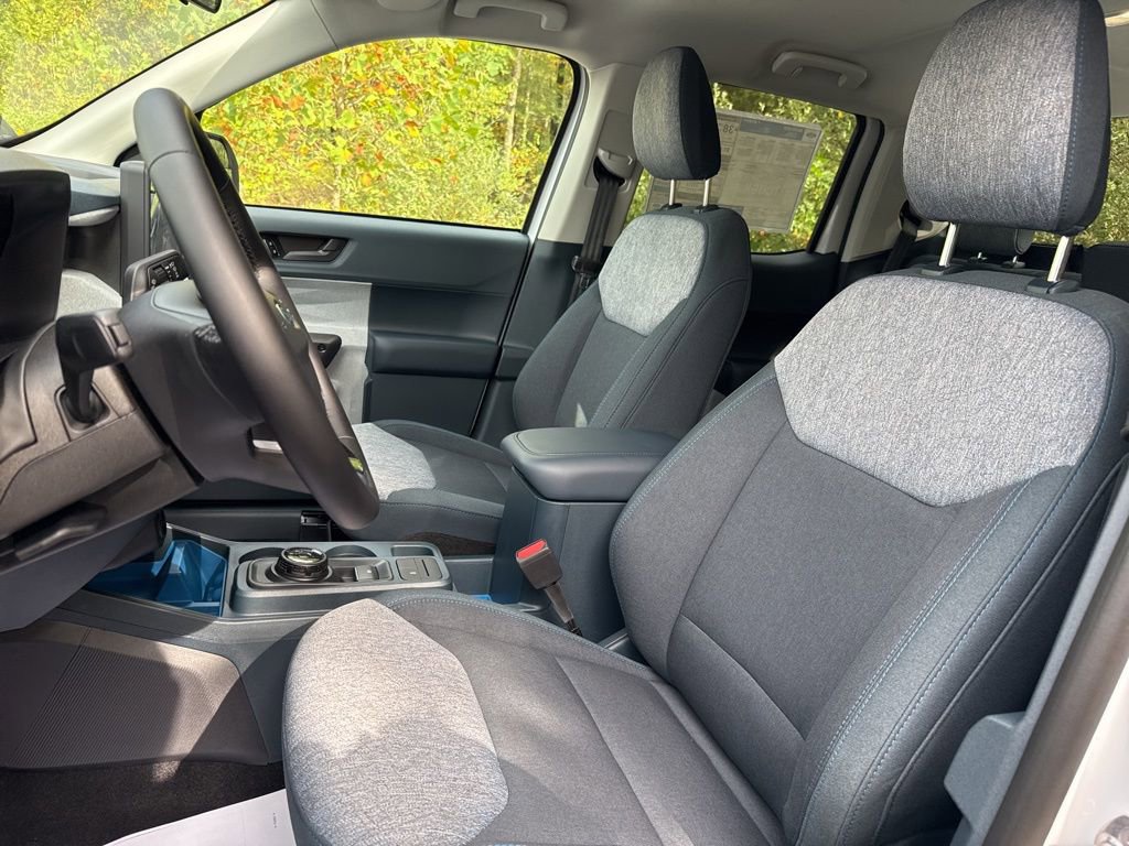 New 2025 Ford Maverick XLT w/ XLT Luxury Package image 16