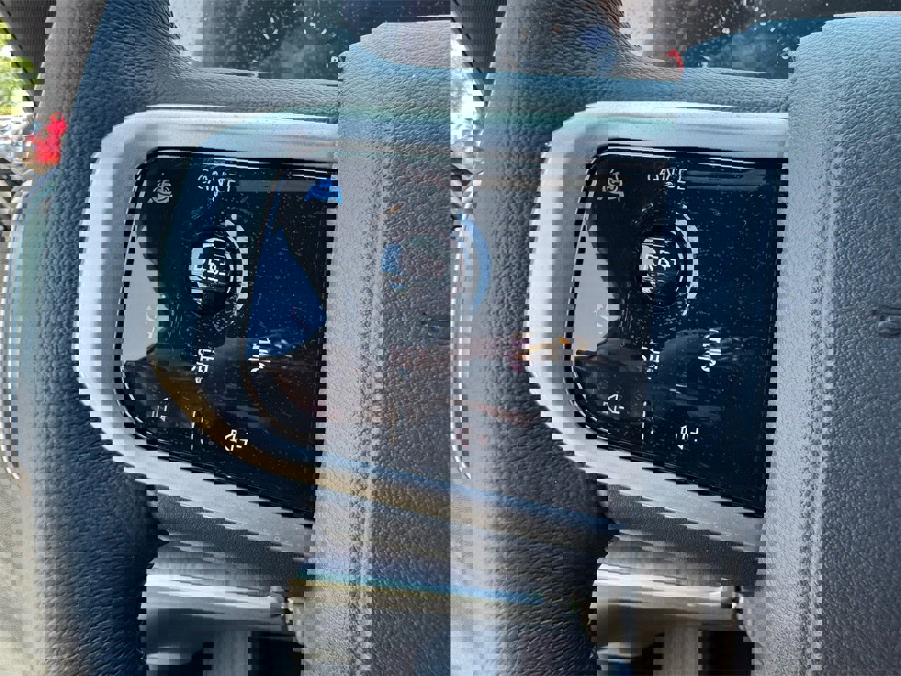 New 2025 Nissan Armada SL w/ Captain's Chari Seat Package image 16