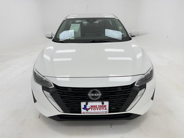 Used 2024 Nissan Sentra SV FWD image 3