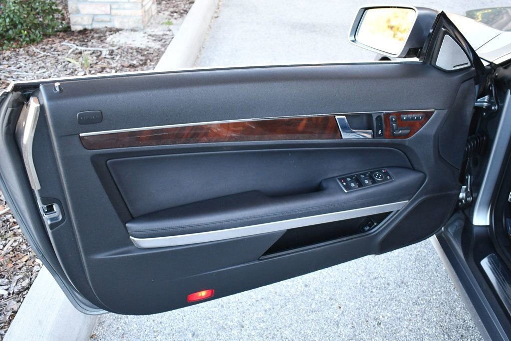 Used 2011 Mercedes-Benz E 350 Cabriolet image 11