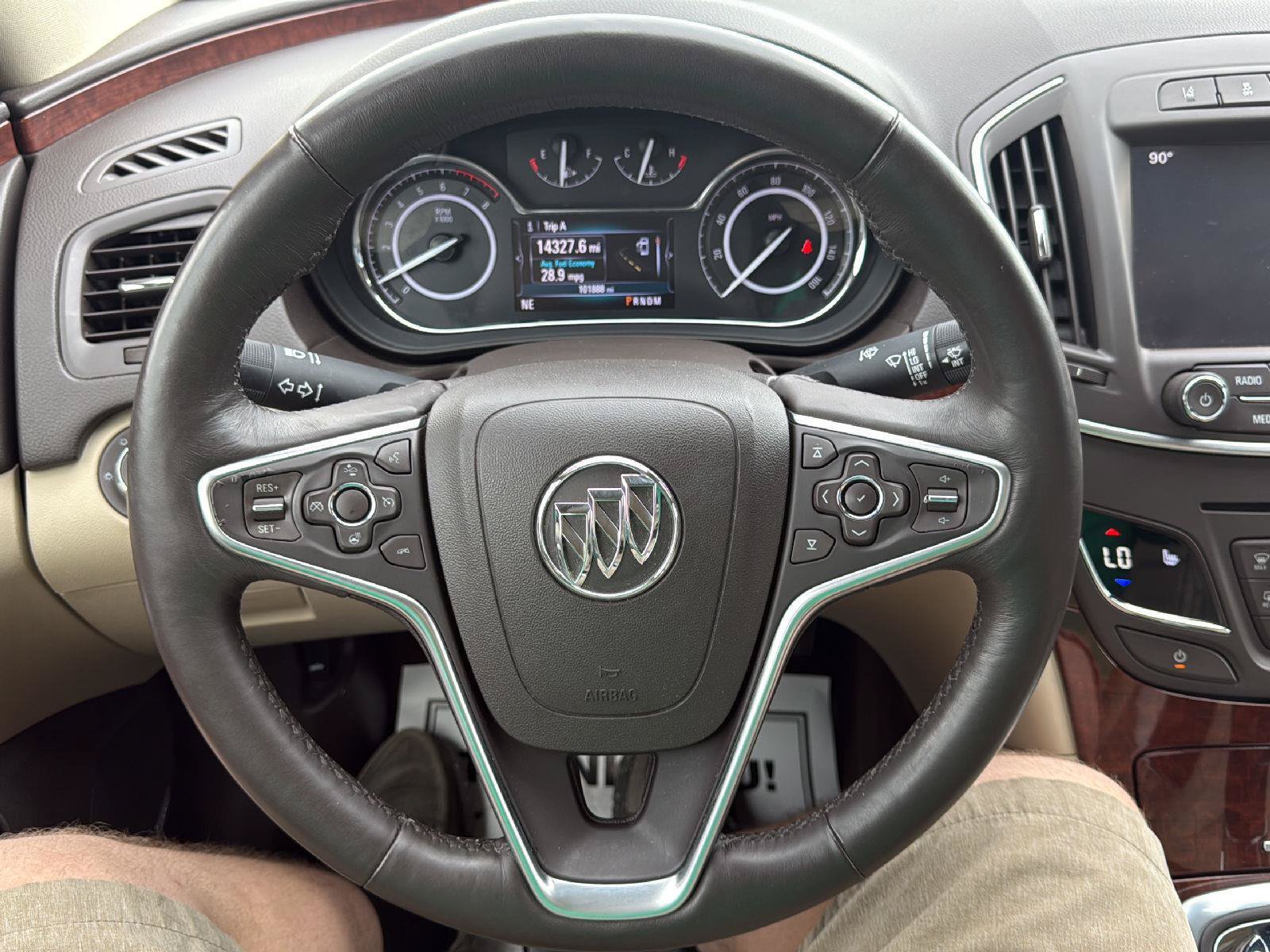 Used 2017 Buick Regal Premium w/ Driver Confidence Package #1 FWD image 10