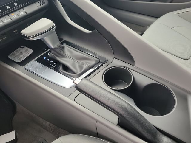 New 2026 Hyundai Elantra Sport FWD image 16