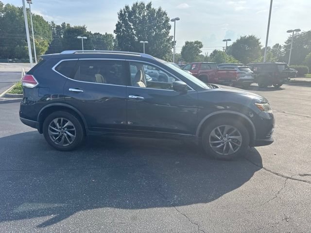 Used 2016 Nissan Rogue SL FWD image 2