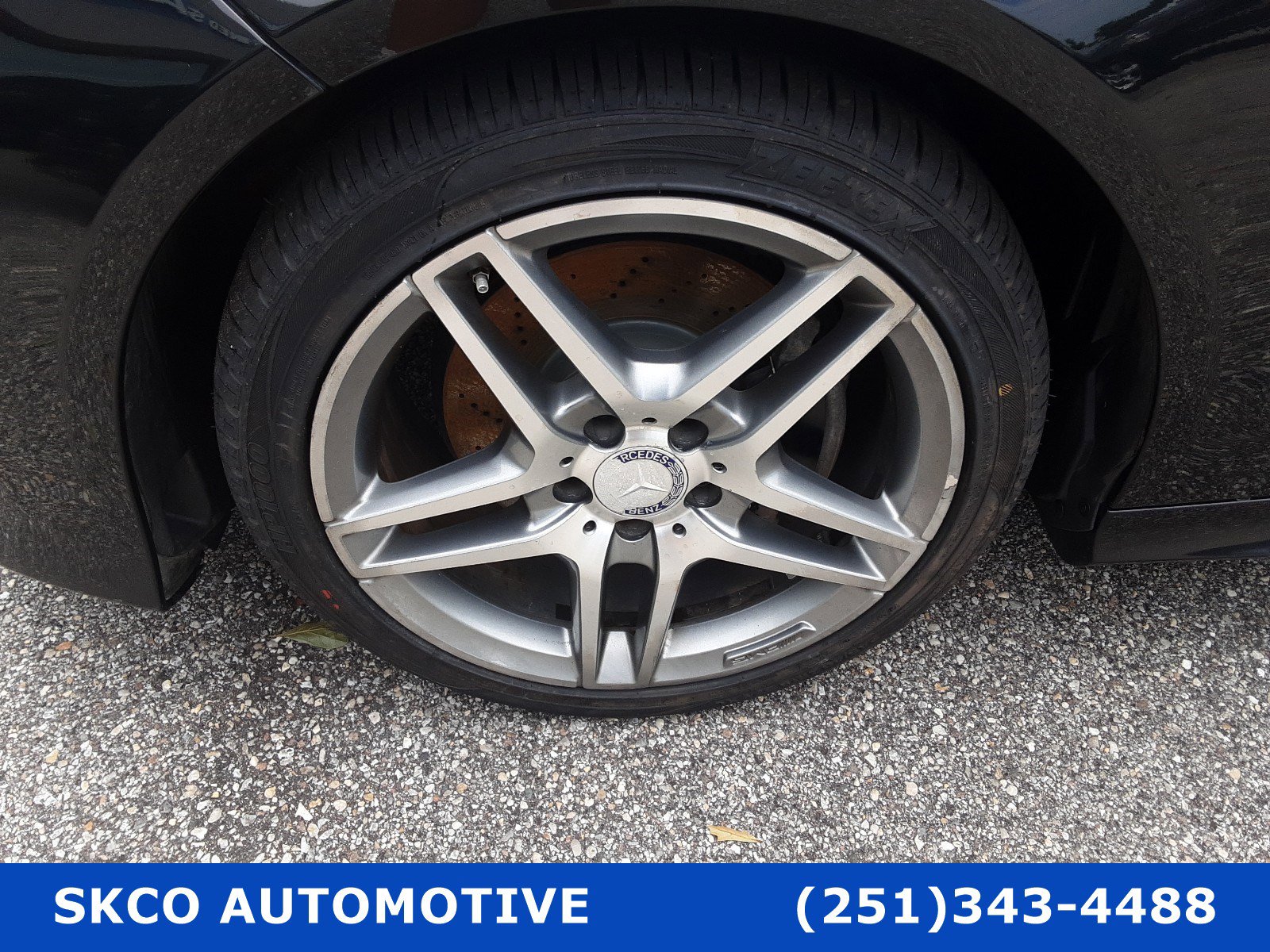 Used 2014 Mercedes-Benz E 350 4MATIC Sedan image 9