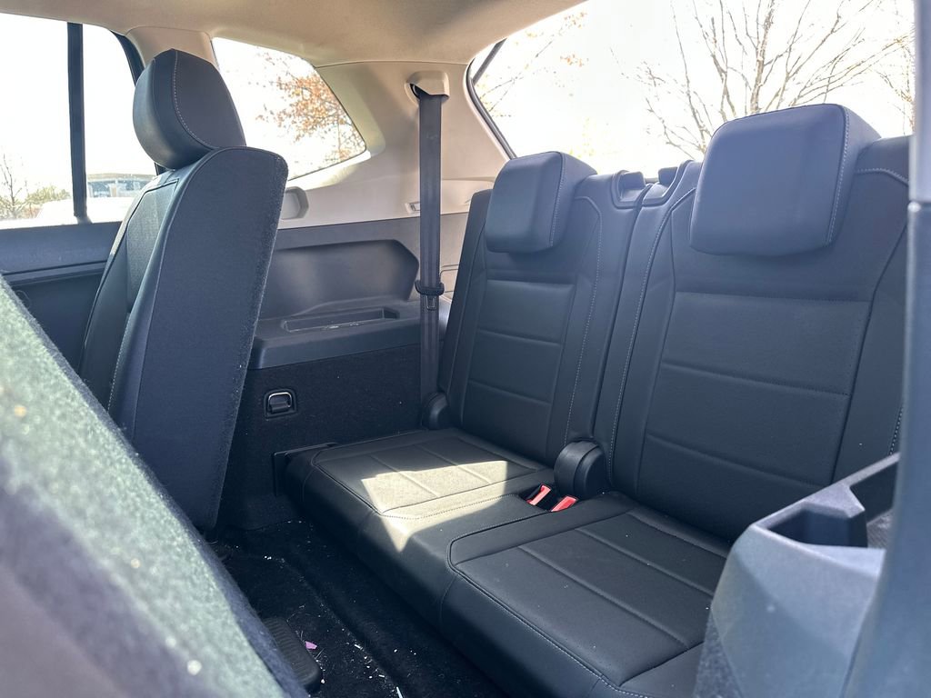 Used 2020 Volkswagen Tiguan SE w/ Panoramic Sunroof Package AWD/4WD image 14