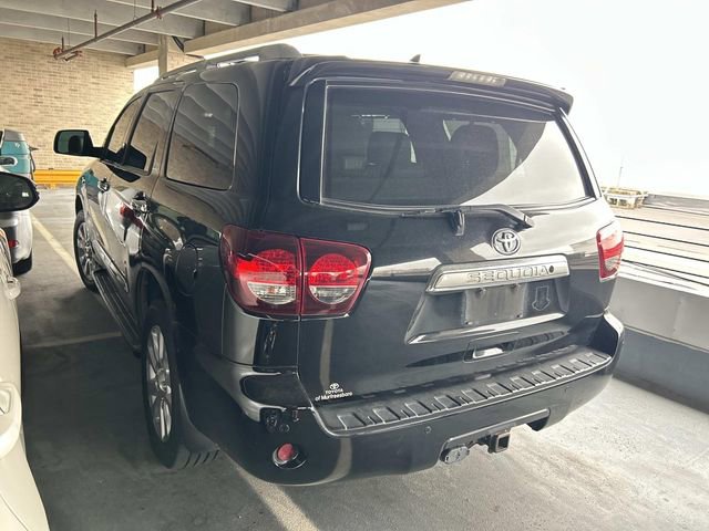 Used 2018 Toyota Sequoia Platinum AWD/4WD image 2