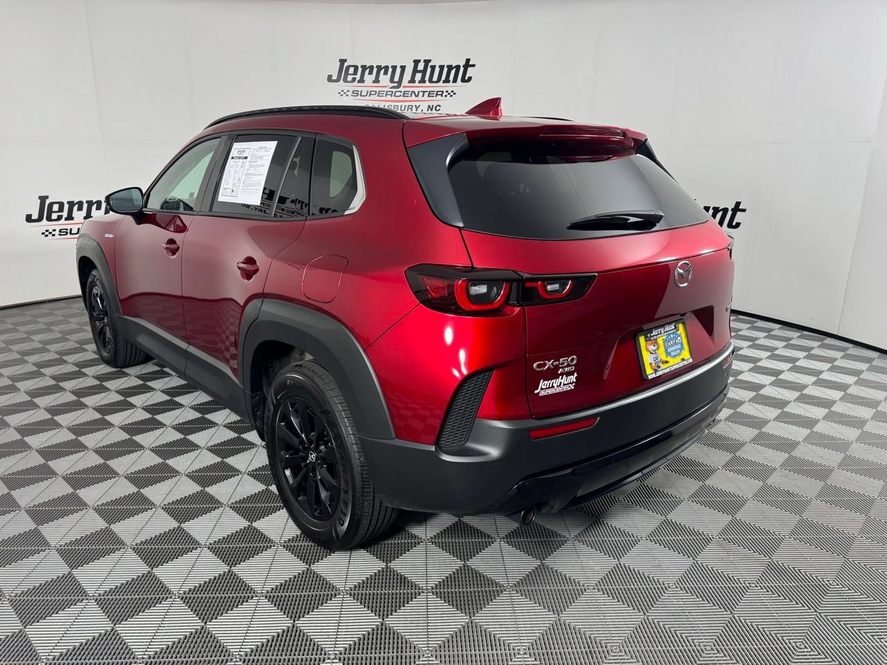 Used 2025 MAZDA CX-50 AWD 2.5 Hybrid w/ Premium Pkg image 8