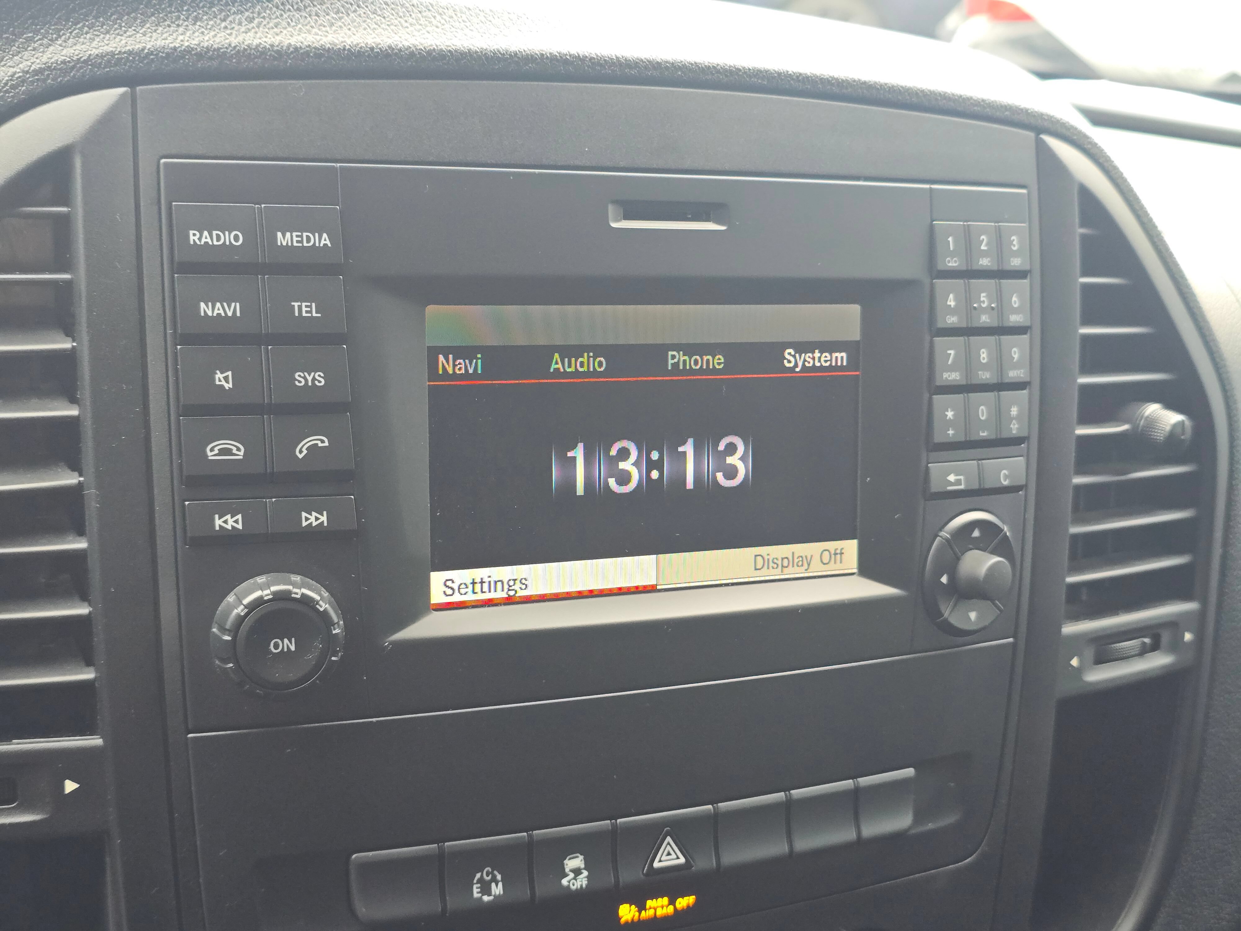 Used 2017 Mercedes-Benz Metris image 28