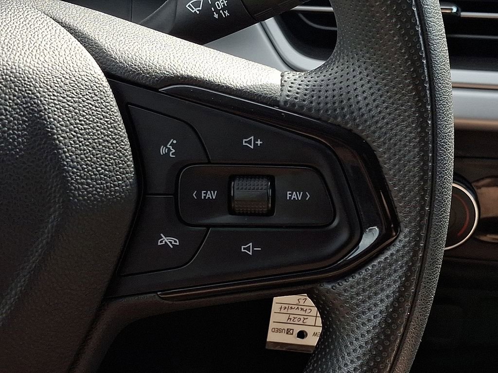 Certified 2024 Chevrolet Trax LS image 21
