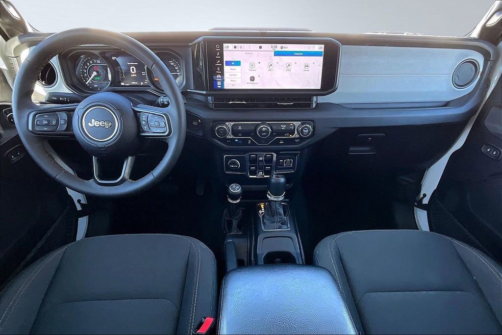 Used 2024 Jeep Wrangler Unlimited image 8