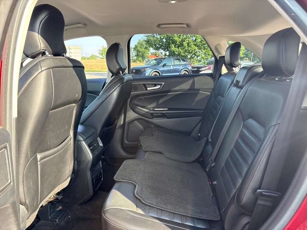 Used 2017 Ford Edge SEL w/ Equipment Group 201A AWD/4WD image 14