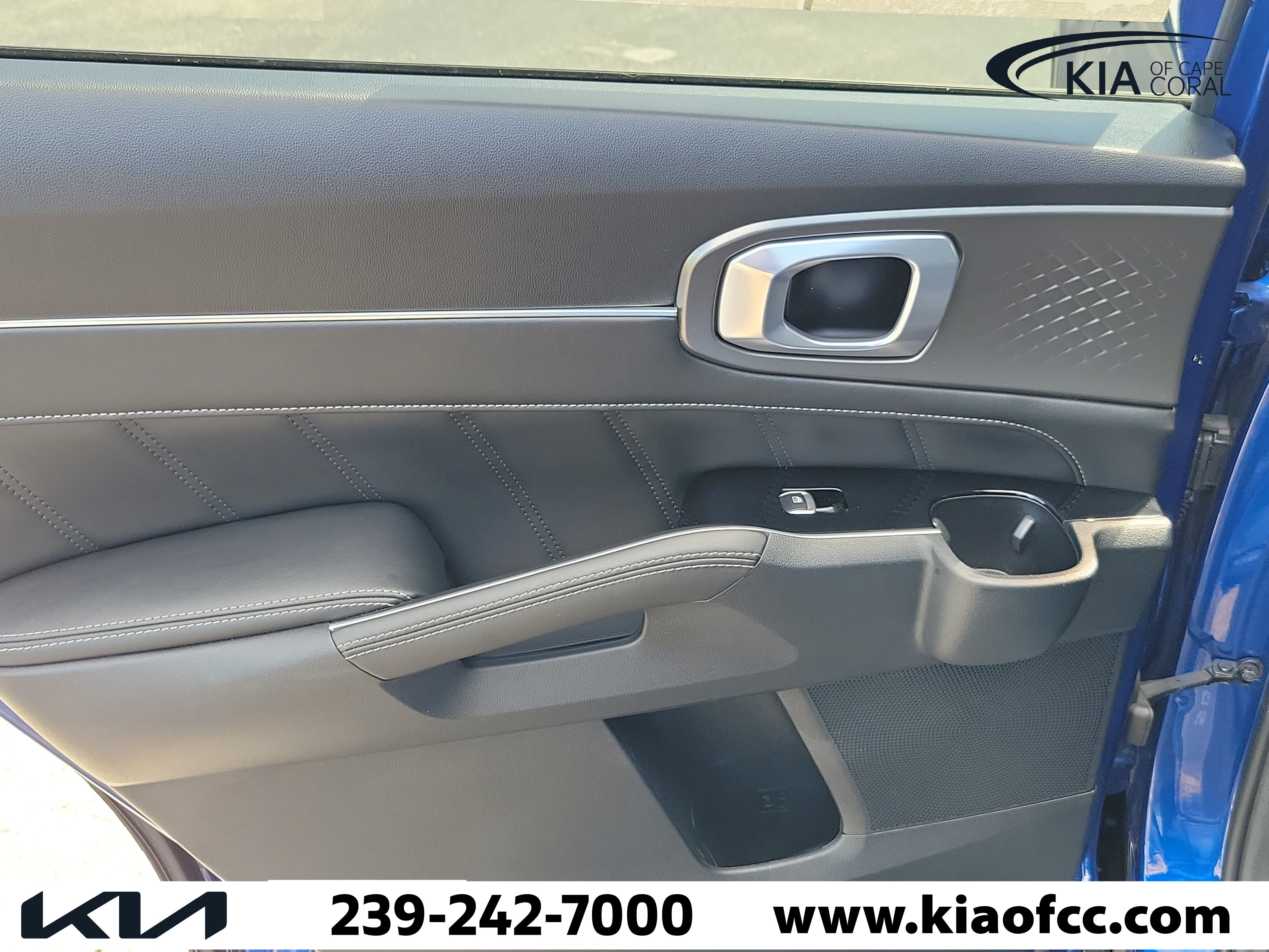Used 2022 Kia Sorento SX AWD/4WD image 15