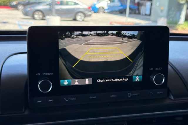 Certified 2025 Honda Pilot Sport image 24