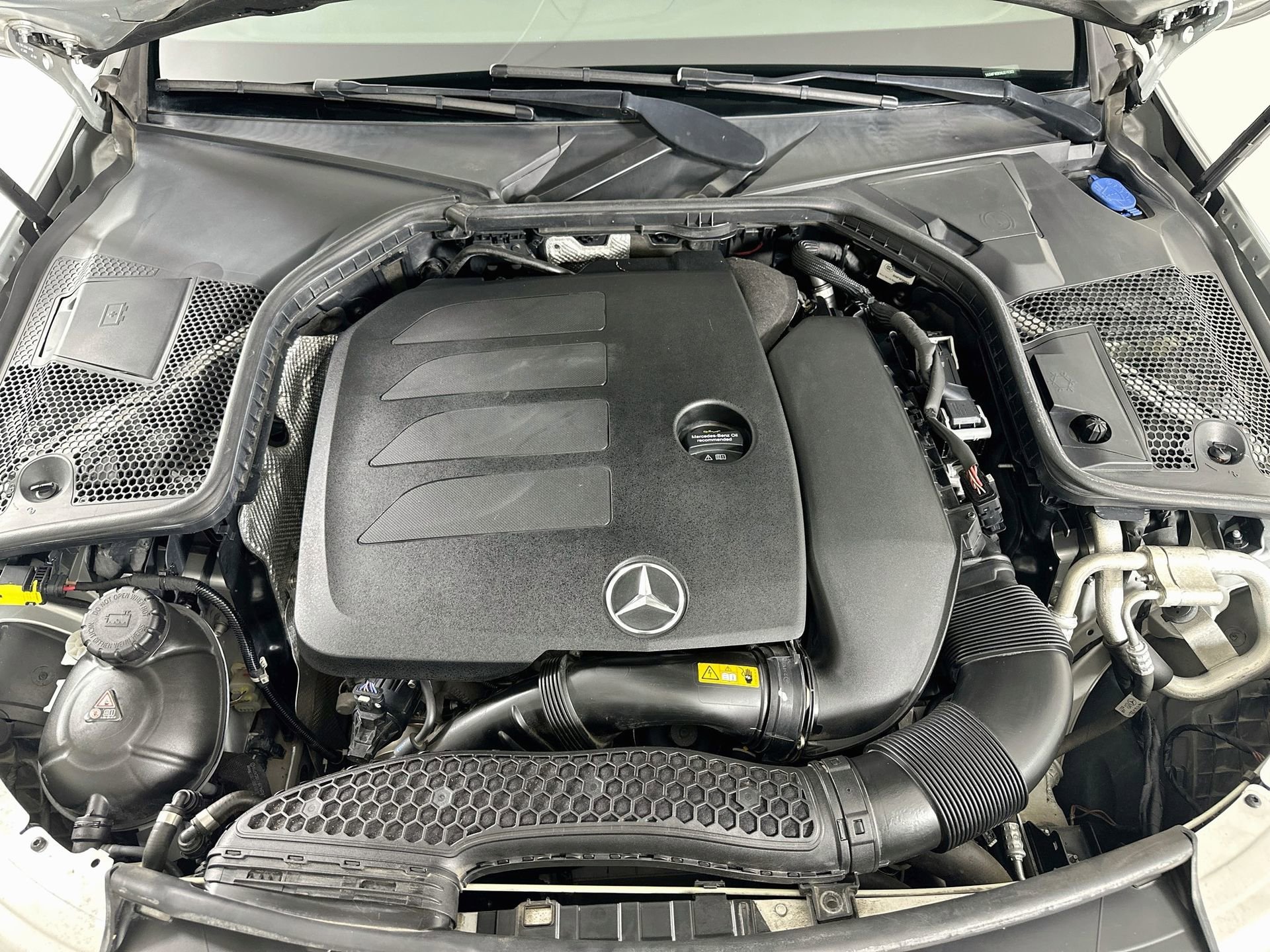 Used 2019 Mercedes-Benz C 300 4MATIC Sedan image 30