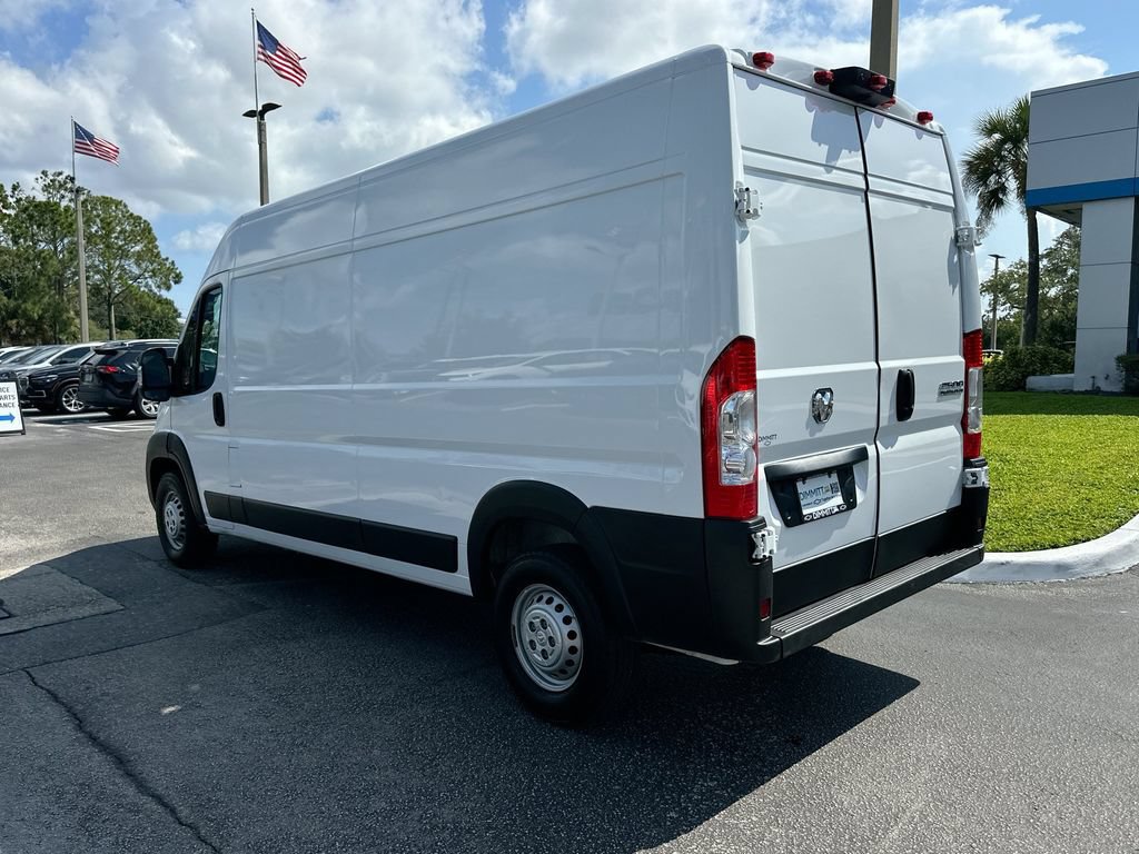 Used 2025 RAM ProMaster 2500 w/ Convenience Group FWD image 7