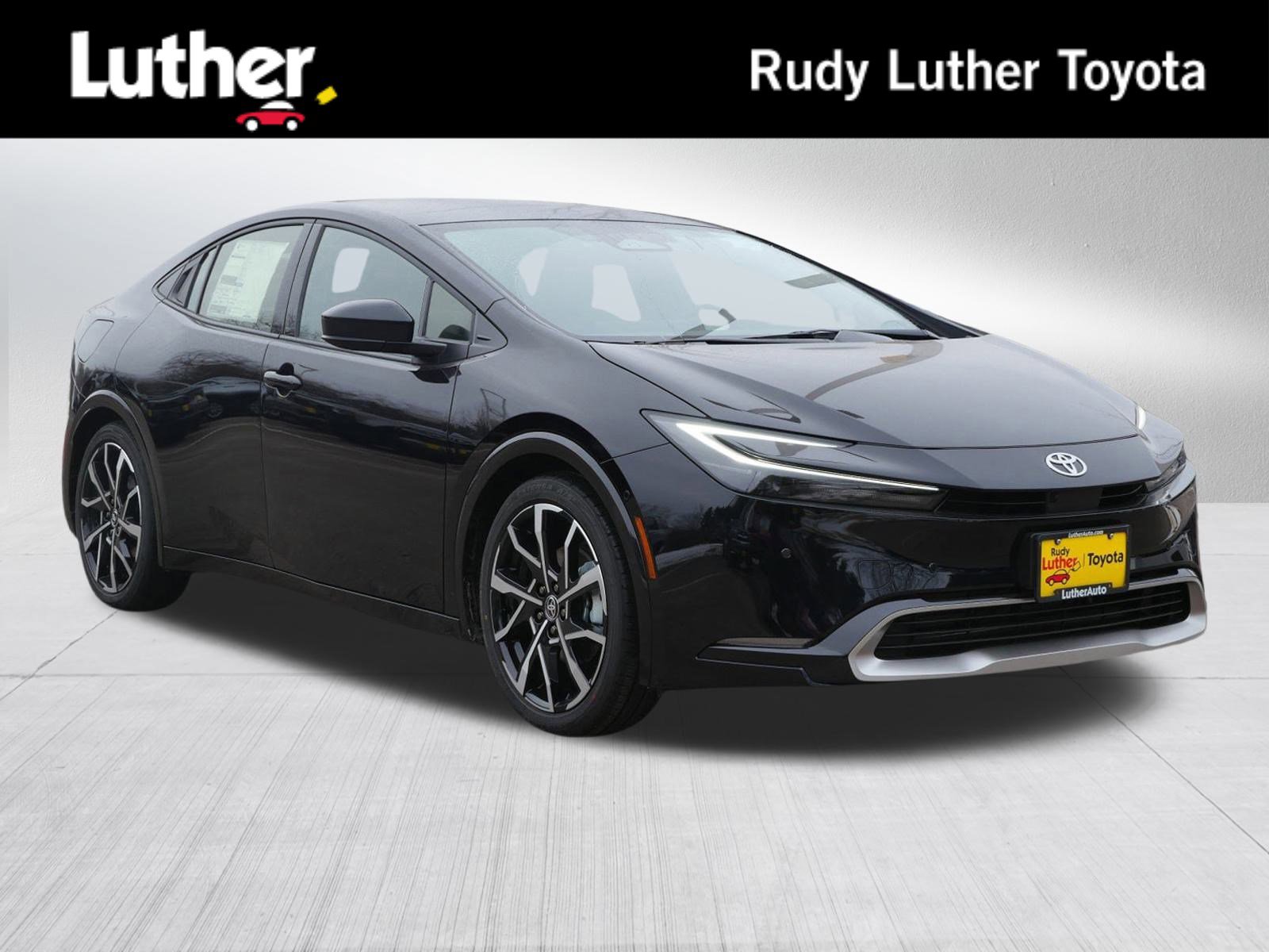 New 2026 Toyota Prius Plug-In Hybrid FWD image 1