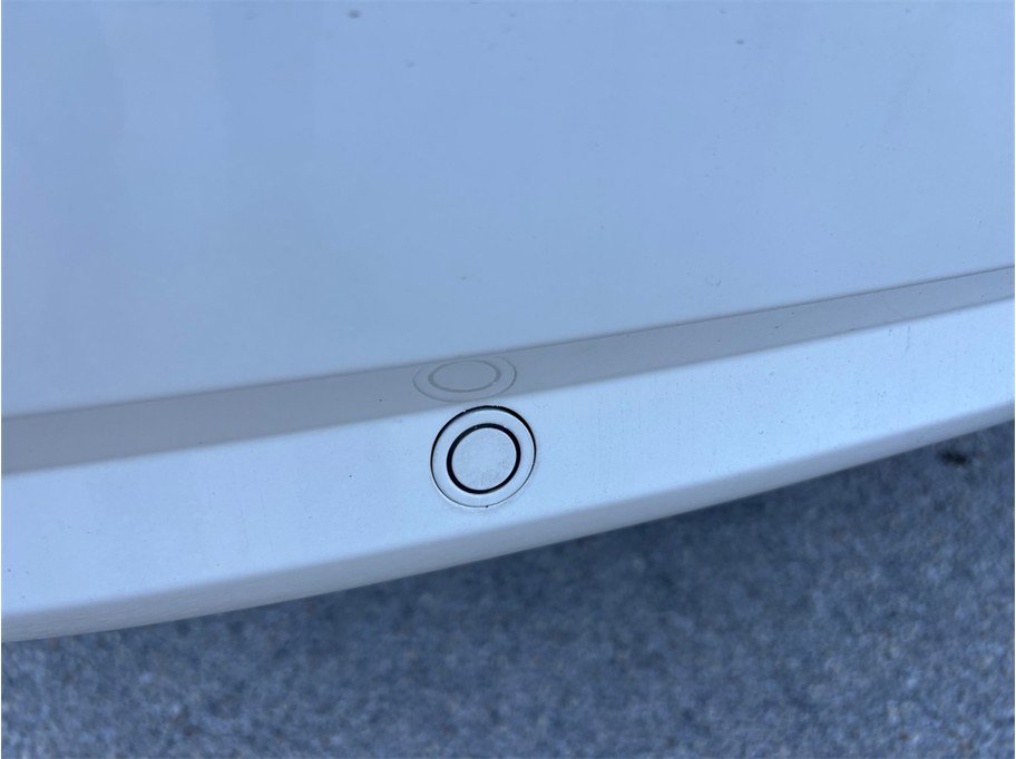 Used 2010 Chrysler Town & Country Limited image 14