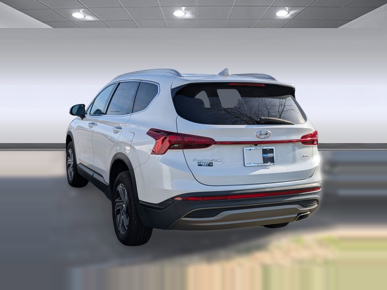 Used 2023 Hyundai Santa Fe SEL image 2