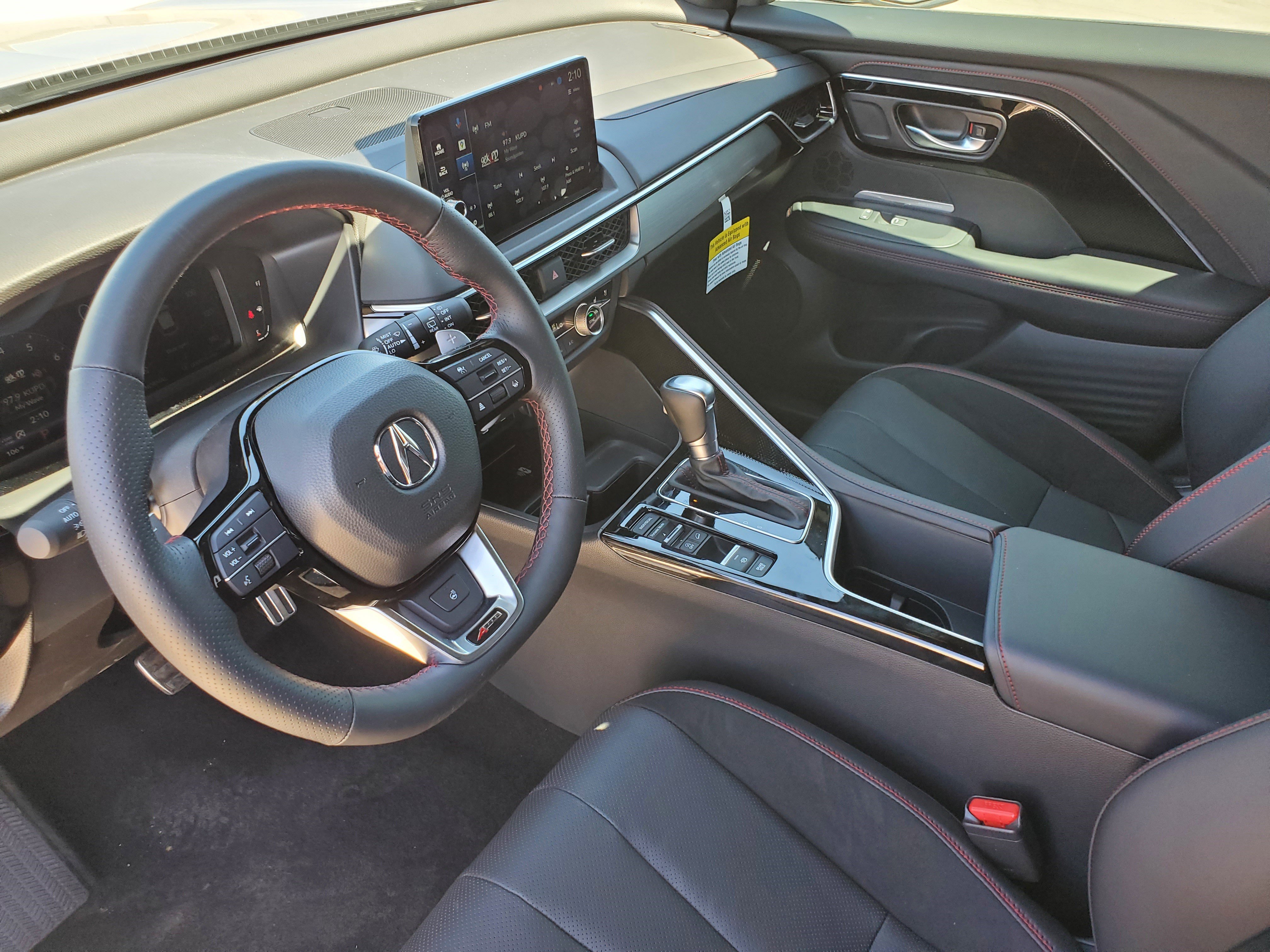 Certified 2025 Acura ADX A-Spec image 18