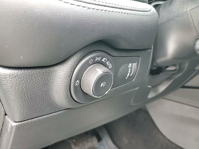 Used 2022 Dodge Durango GT image 13