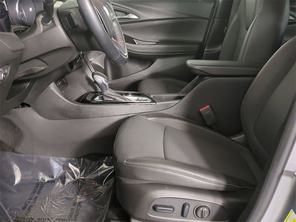 Certified 2023 Buick Encore GX Preferred w/ Cold Weather Comfort Package image 18