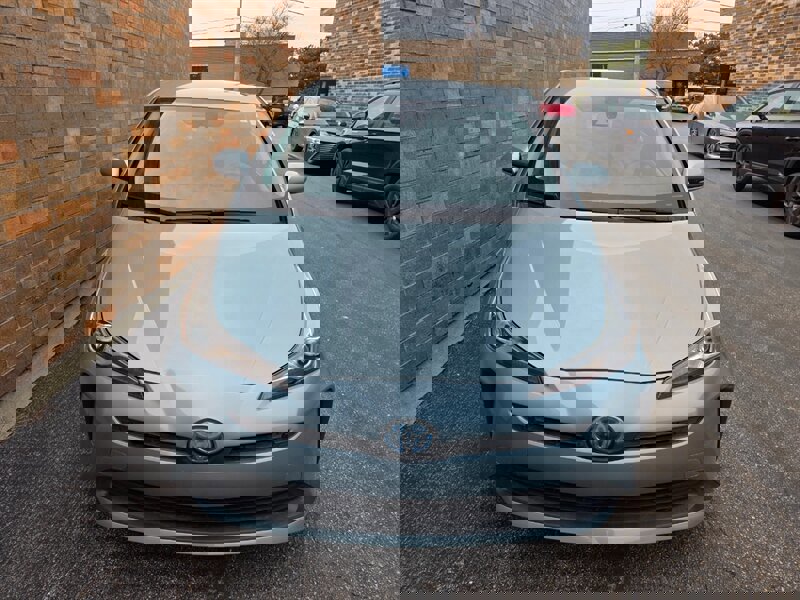 Used 2020 Toyota Prius LE image 7