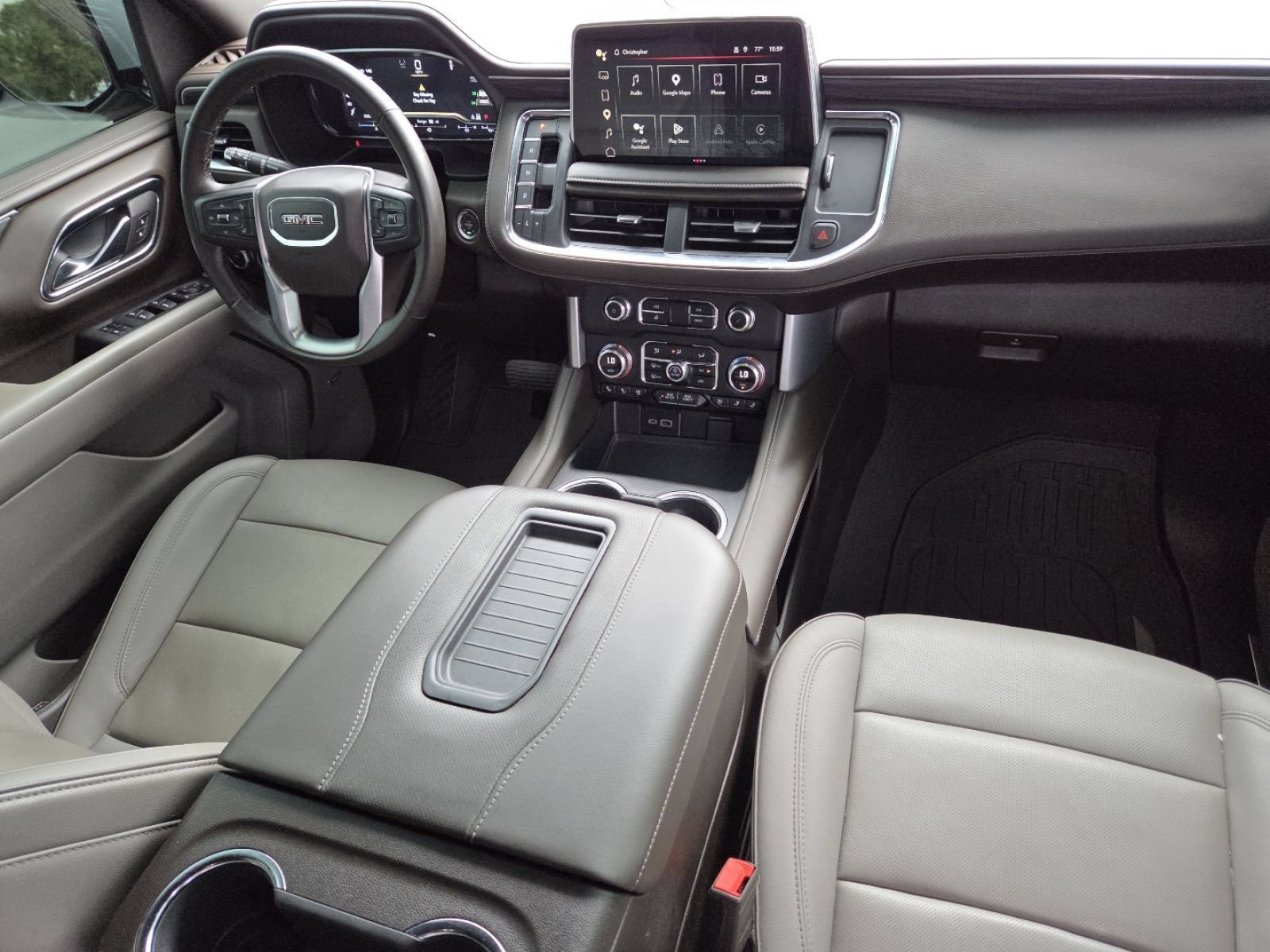 Used 2024 GMC Yukon XL SLT w/ SLT Luxury Package AWD/4WD image 29