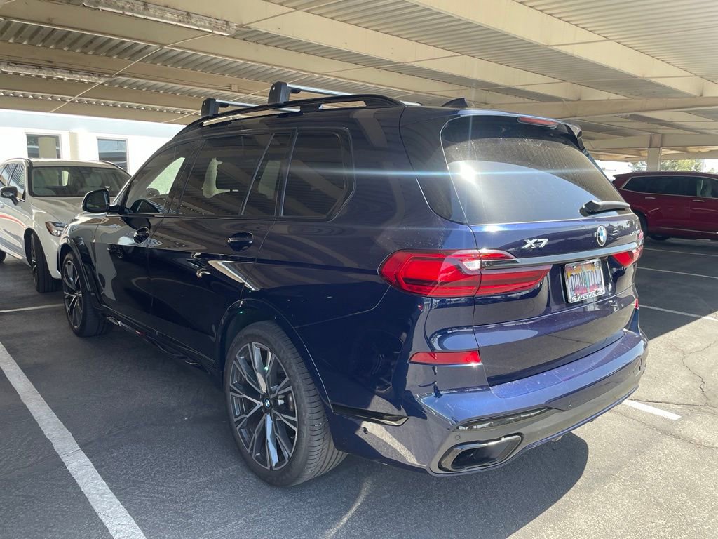Used 2020 BMW X7 xDrive40i w/ M Sport Package AWD/4WD image 4