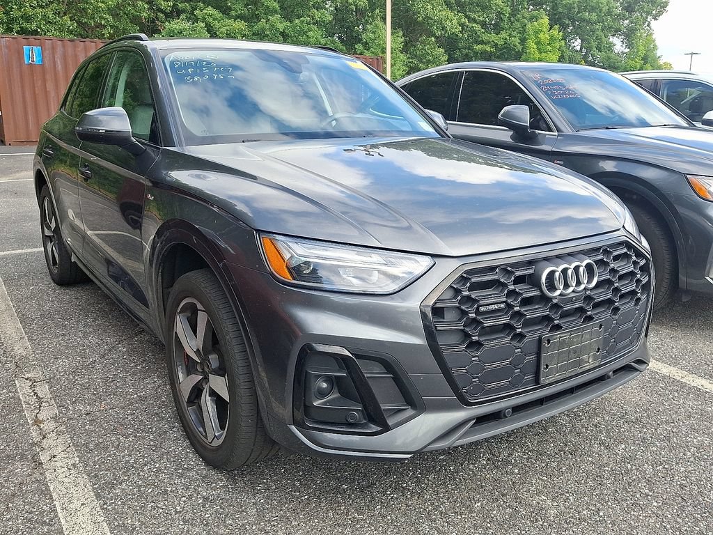 Certified 2023 Audi Q5 2.0T Premium Plus w/ Premium Plus Package AWD/4WD image 3