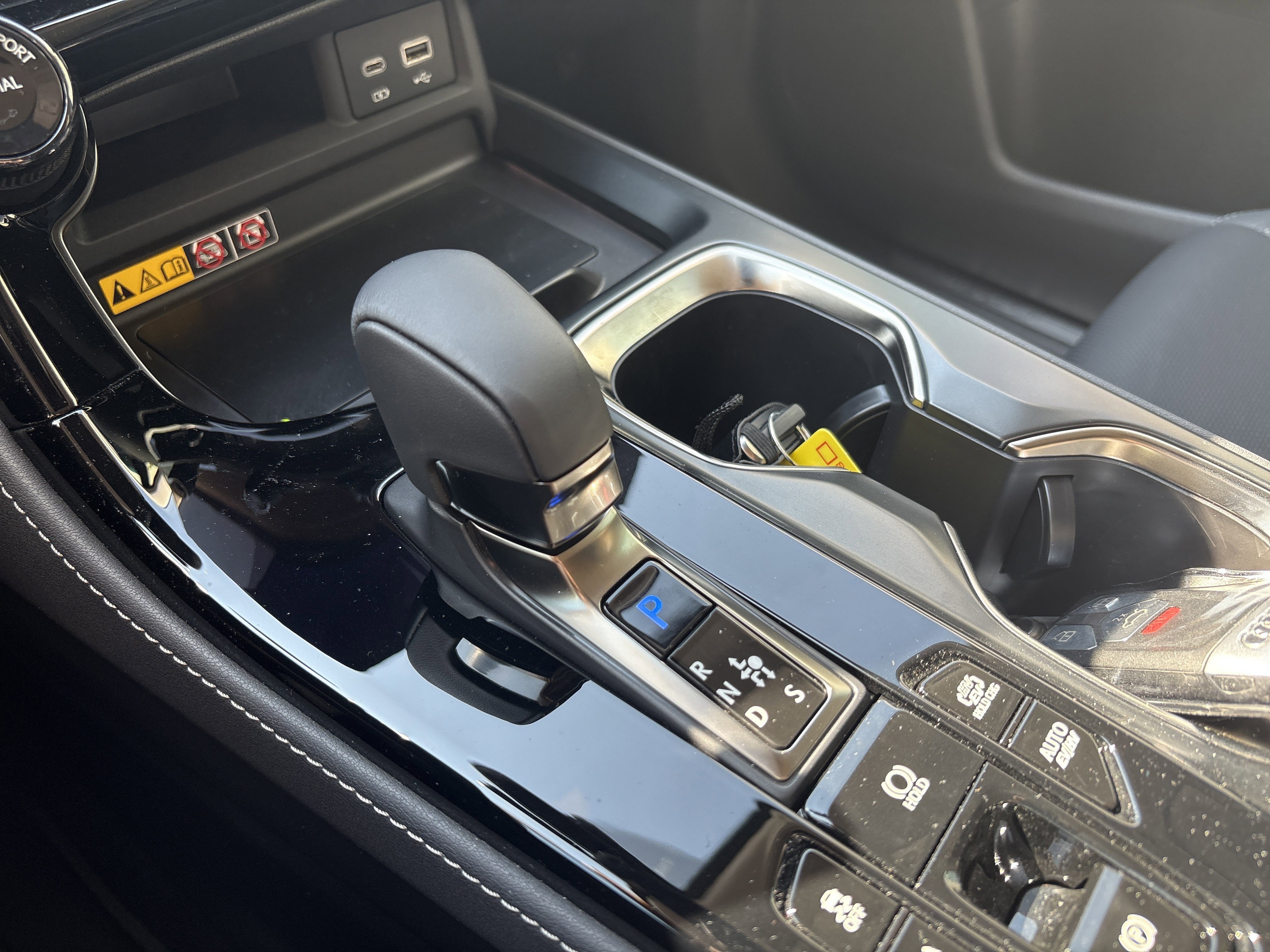 Used 2025 Lexus NX 450h+ AWD w/ Luxury Package image 26