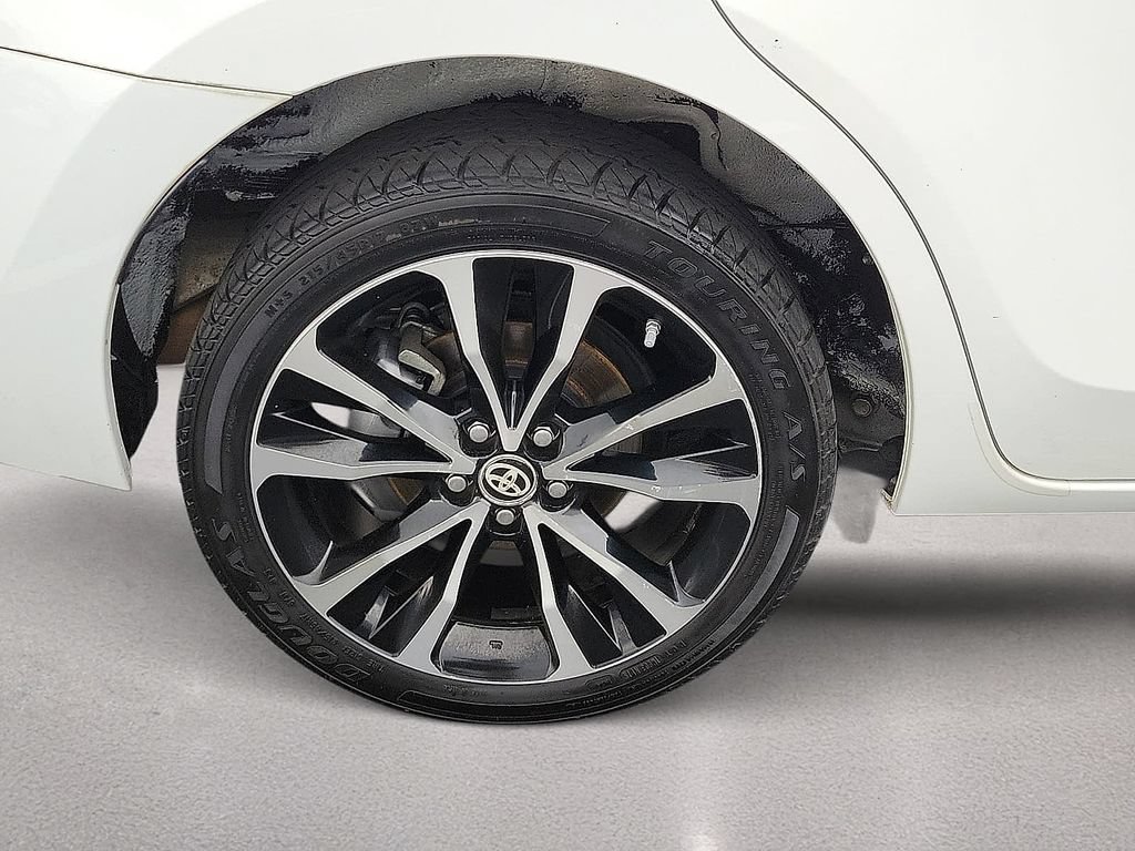 Used 2018 Toyota Corolla SE FWD image 7