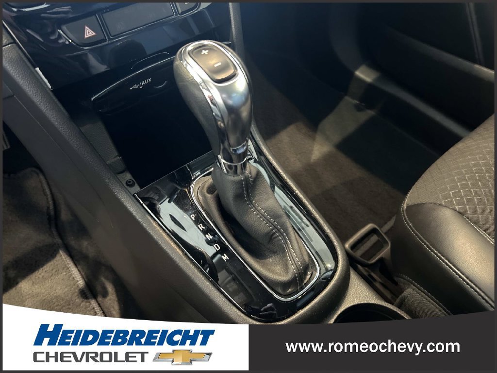 Used 2020 Buick Encore Preferred FWD image 24