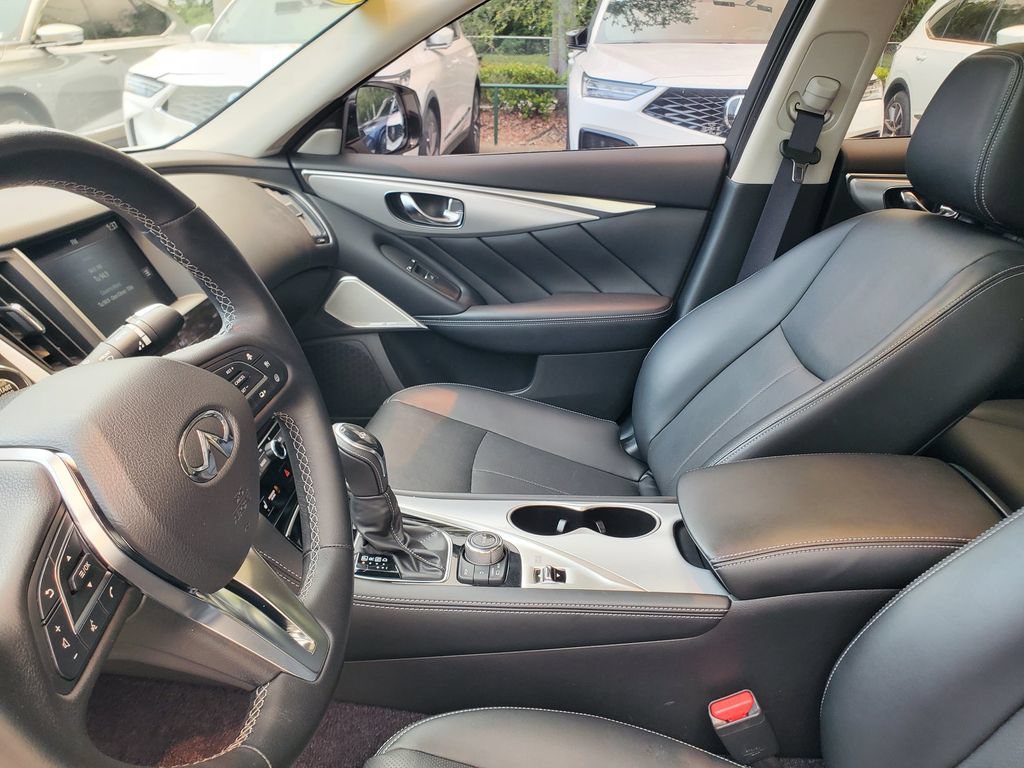 Used 2023 INFINITI Q50 Luxe w/ Cargo Package RWD image 14