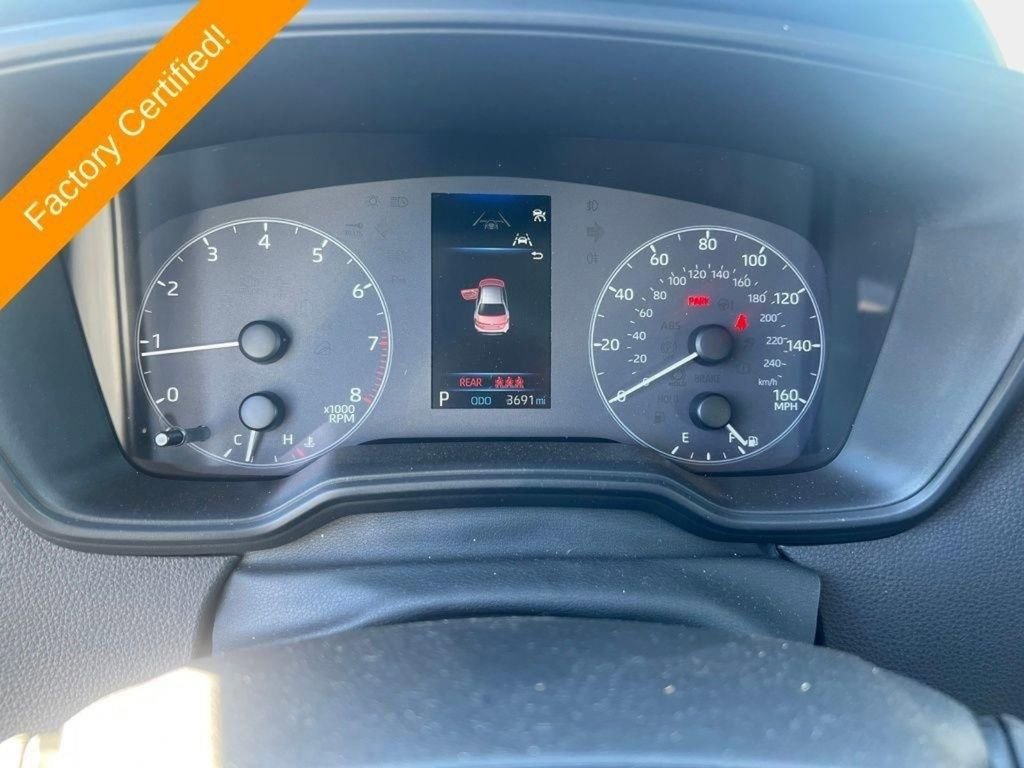 Used 2025 Toyota Corolla LE image 15