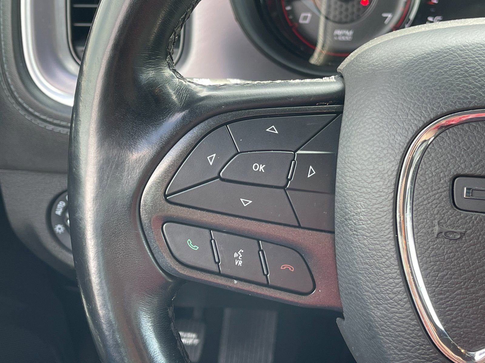 Used 2020 Dodge Charger SXT w/ Plus Group image 26