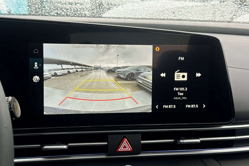 New 2026 Hyundai Elantra Limited FWD image 20