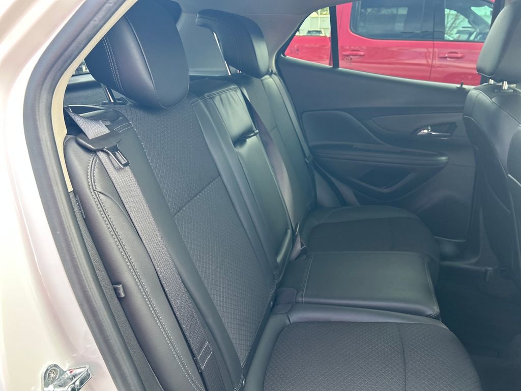 Used 2020 Buick Encore Preferred image 25