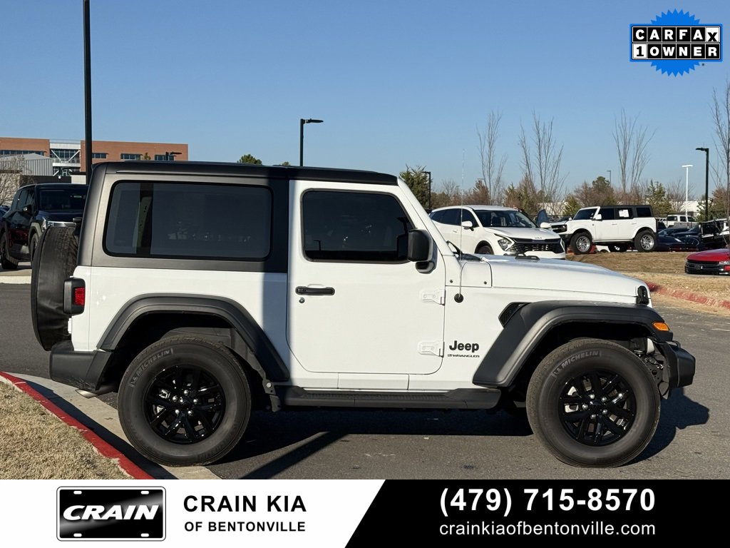 Used 2023 Jeep Wrangler Sport S image 9