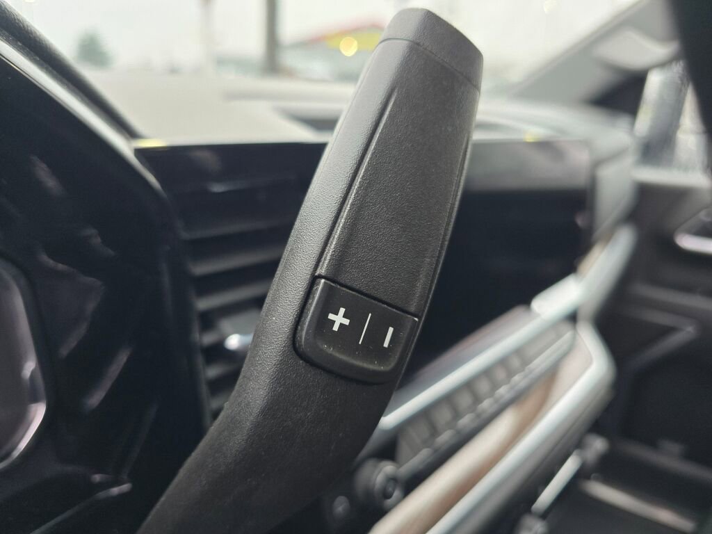 Used 2024 Chevrolet Silverado 3500 LT image 24