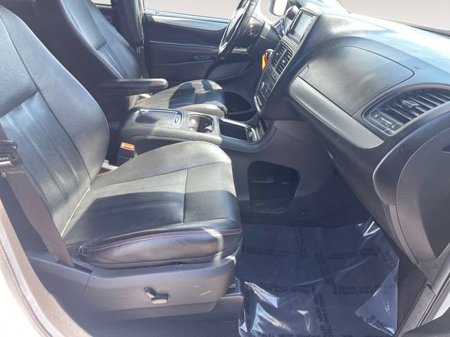 Used 2019 Dodge Grand Caravan GT FWD image 28