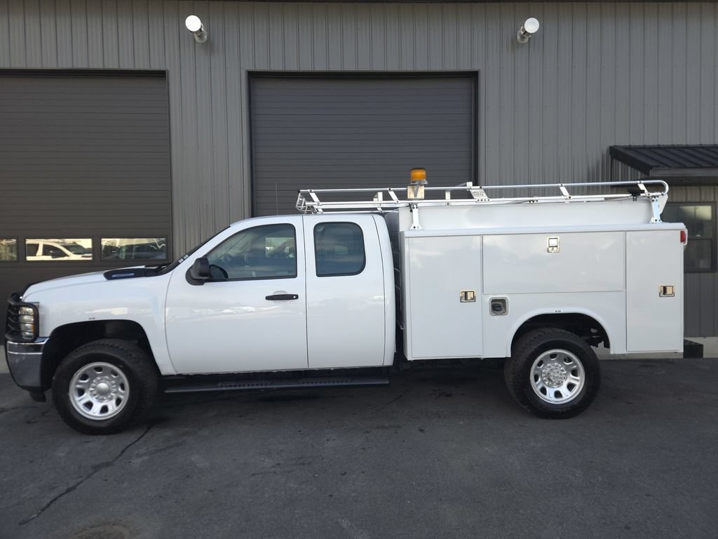 Used 2012 Chevrolet Silverado 3500 W/T AWD/4WD image 1