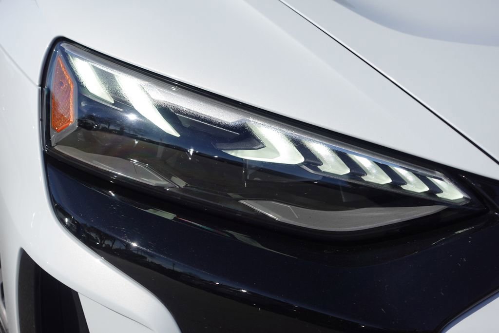 Used 2024 Audi e-tron GT Premium Plus image 3