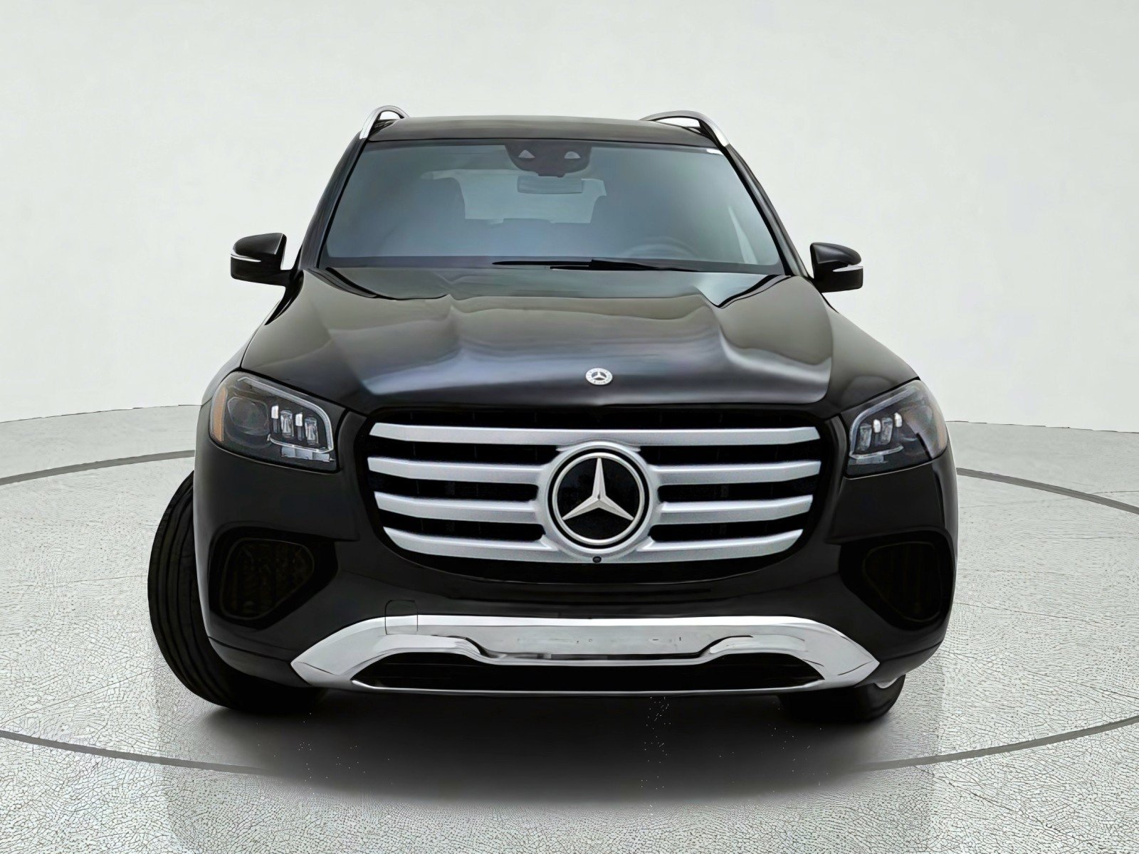 Certified 2025 Mercedes-Benz GLS 450 4MATIC image 3