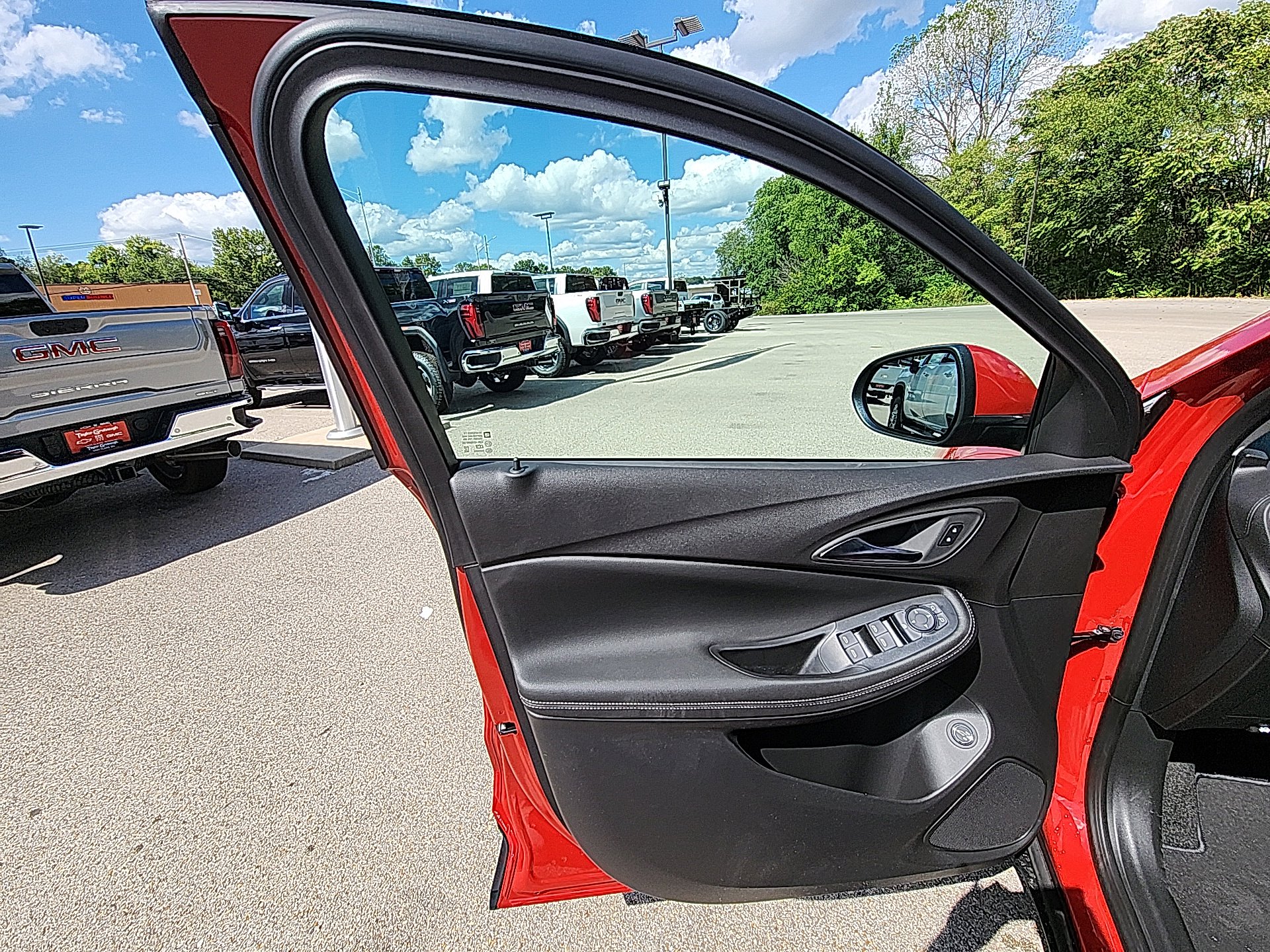 New 2026 Buick Encore GX Preferred w/ Comfort Package image 12