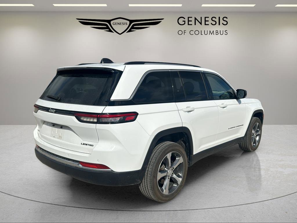 Used 2023 Jeep Grand Cherokee Limited image 5