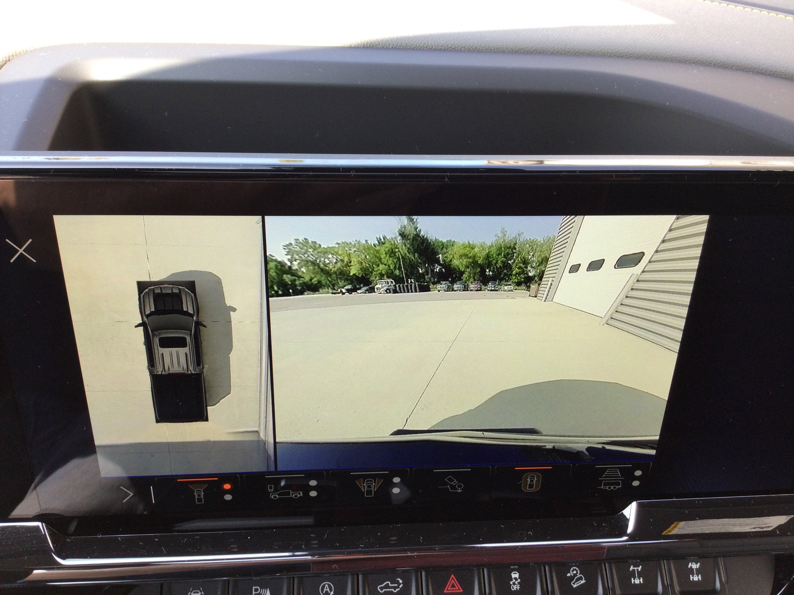 New 2026 Chevrolet Silverado 1500 ZR2 image 23