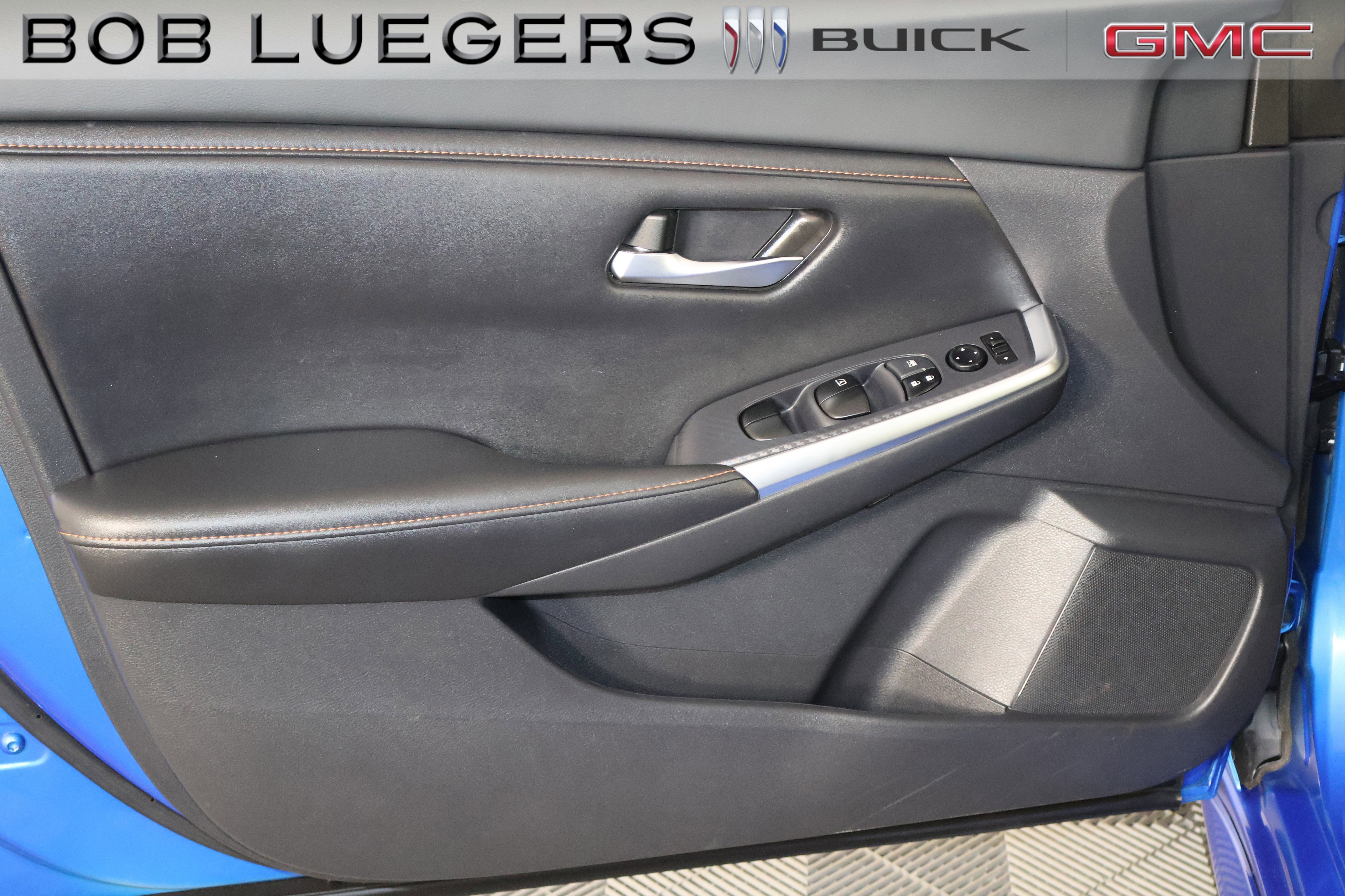 Used 2023 Nissan Sentra SR w/ Electronics Package image 7
