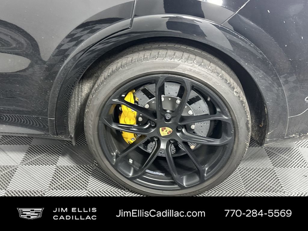 Used 2022 Porsche Cayenne Turbo S image 17