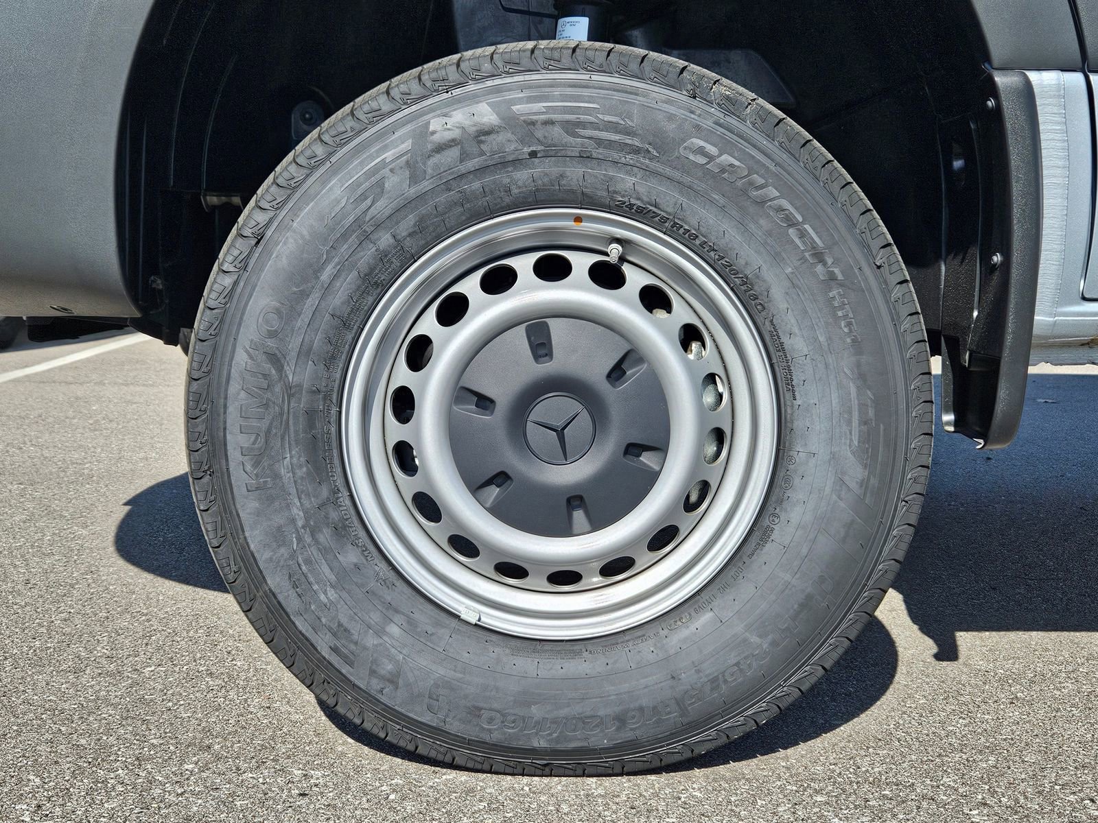 New 2025 Mercedes-Benz Sprinter 2500 image 12